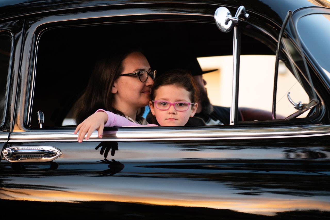 Como manter as crianças felizes em uma longa viagem de carro